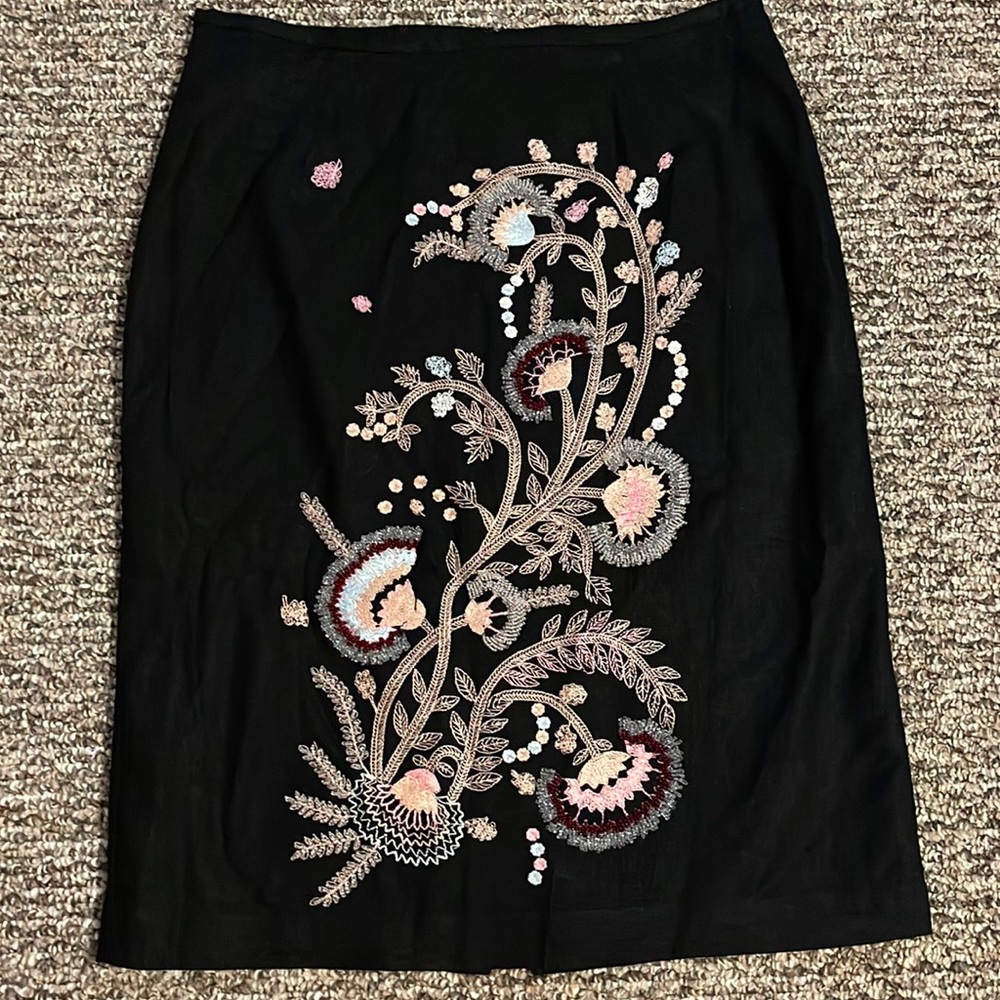 E•col•o•gie Vintage black womans skirt